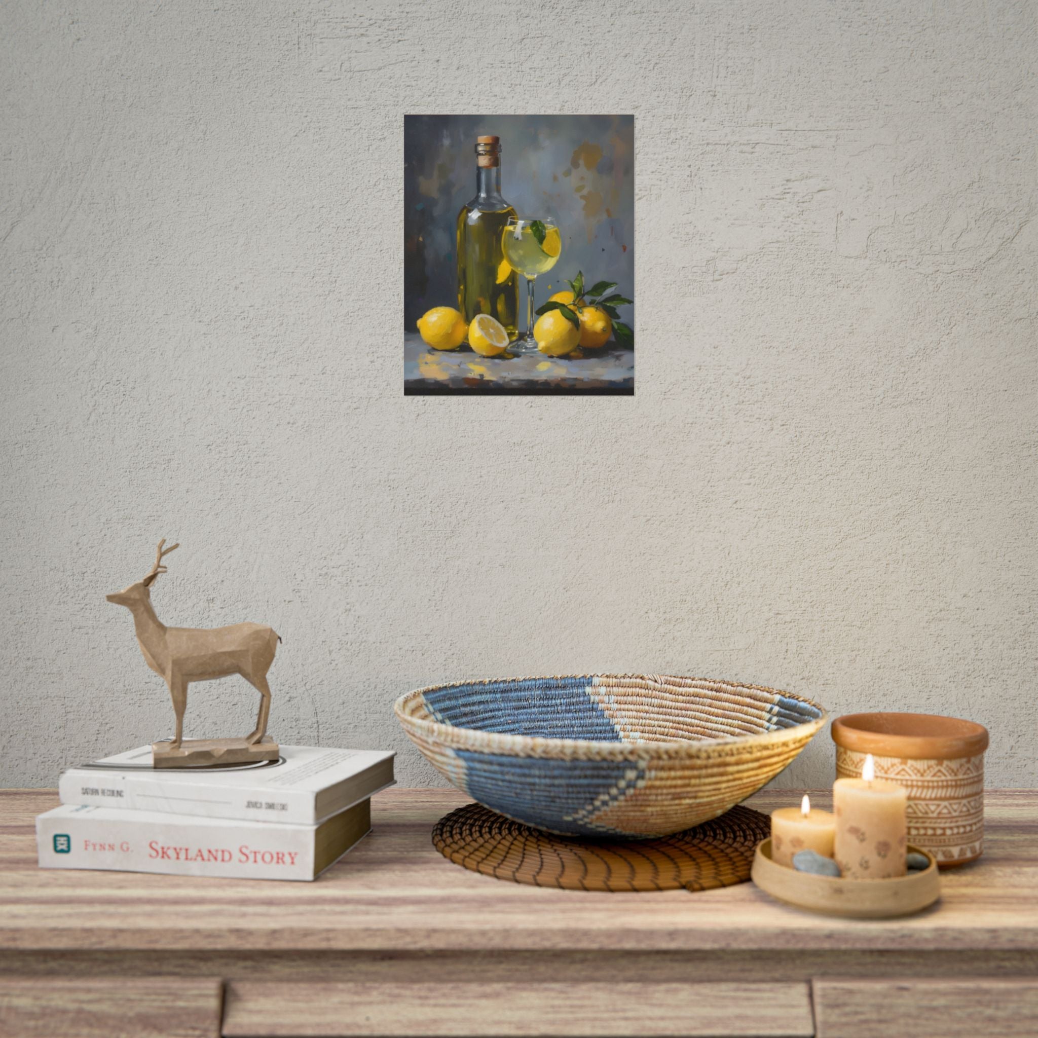 Limoncello met citroenen stilleven opgerolde poster – Citrusfles kunstafdruk