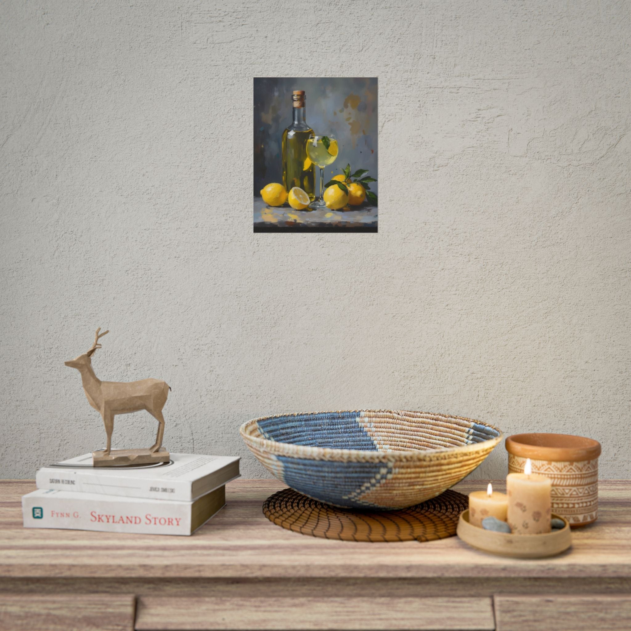 Limoncello met citroenen stilleven opgerolde poster – Citrusfles kunstafdruk